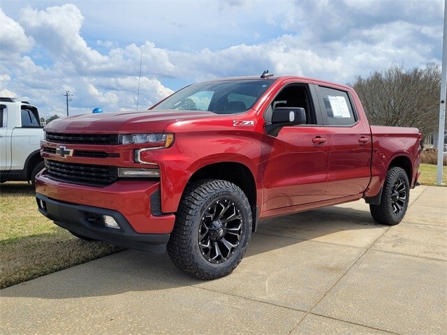 2022 Chevrolet Silverado 1500 RST photo 3