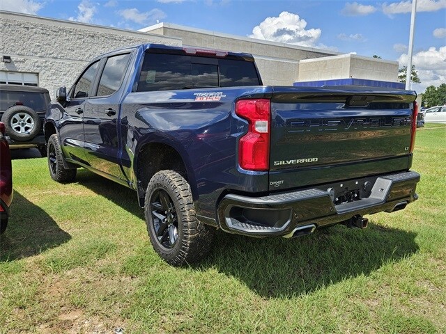 2021 Chevrolet Silverado 1500 LT Trail Boss photo 2