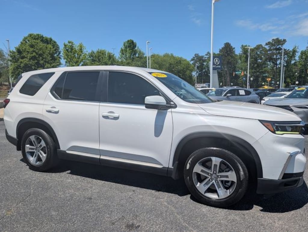 Used 2025 Honda Pilot EX-L+ SUV