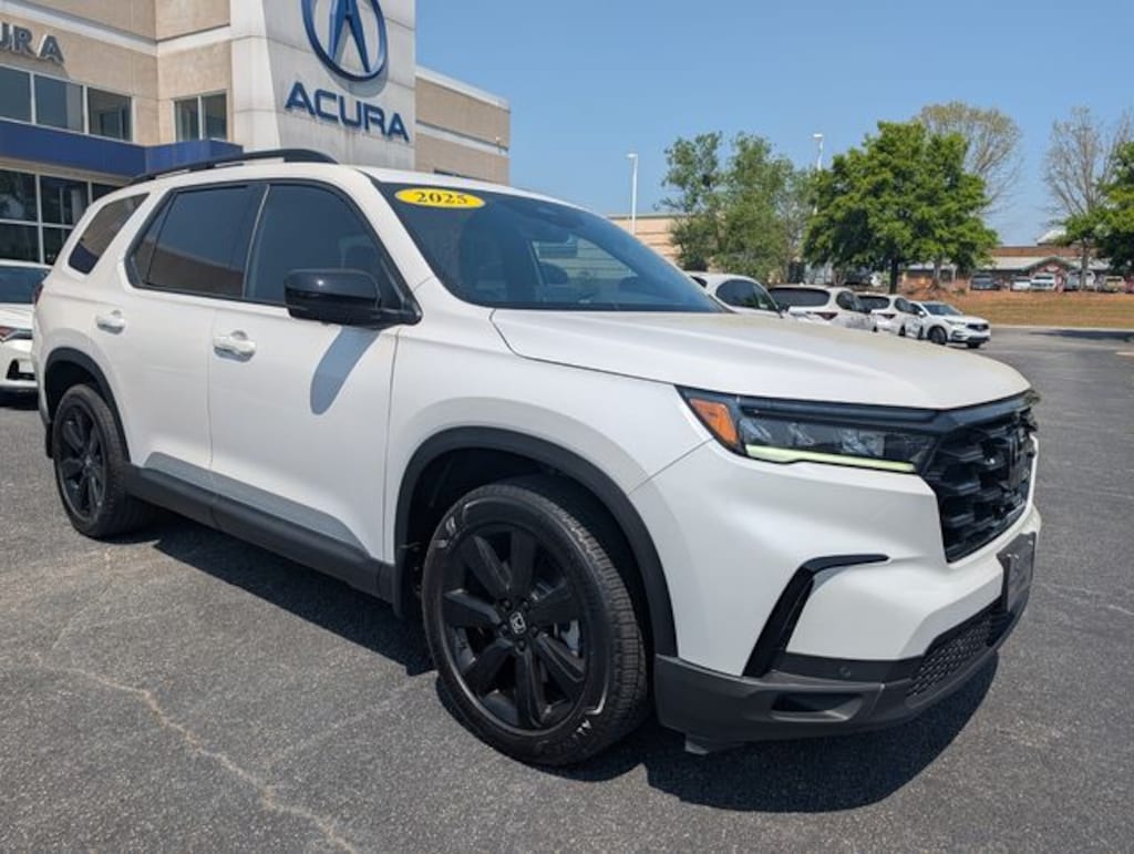 Used 2025 Honda Pilot Black Edition SUV