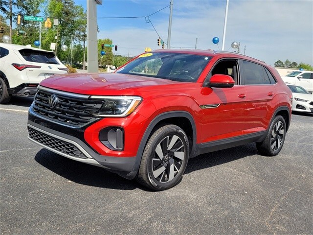 2024 Volkswagen Atlas Cross Sport SE Technology photo 3