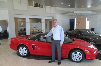 Staff member Steve Eddy from ID_a165d9ba7f94