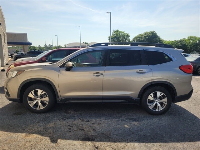 2020 Subaru Ascent Premium photo 2