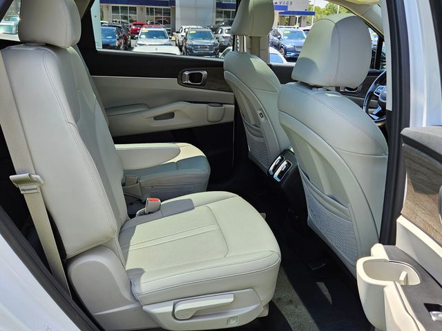 2022 Kia Sorento EX - Photo 17