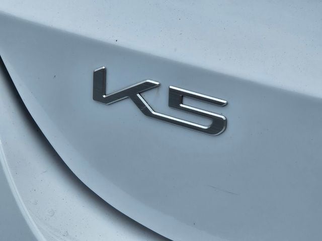 2023 Kia K5 EX - Photo 12