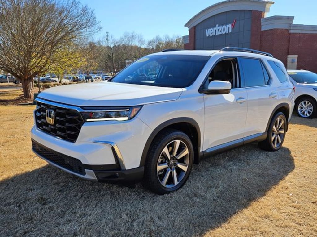 Used 2023 Honda Pilot Touring SUV