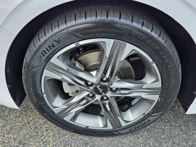 2023 Kia K5 EX - Photo 17