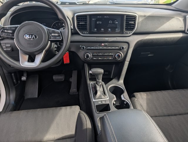 2021 Kia Sportage LX - Photo 18