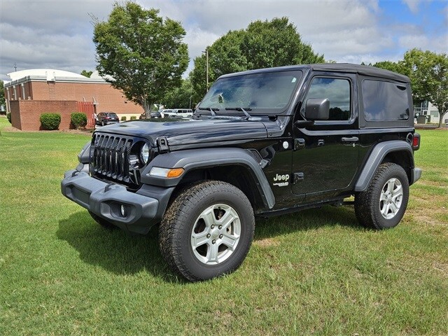 2021 Jeep Wrangler Sport S photo 3