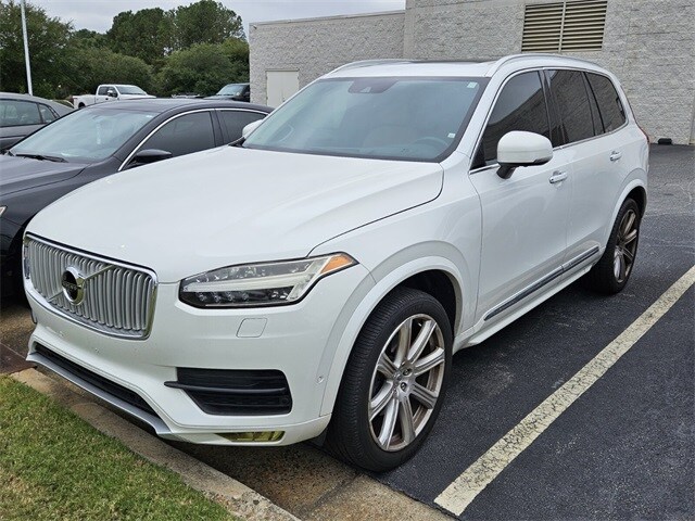 2016 Volvo XC90 T6 Inscription photo 3