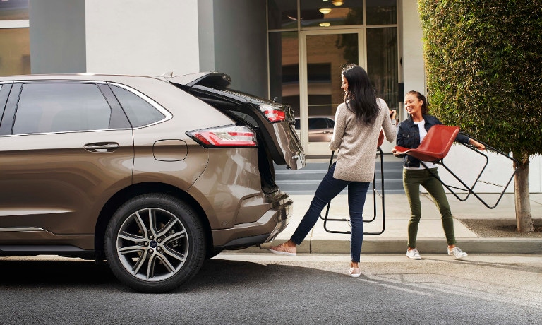2019 Ford Escape Vs 2019 Ford Edge Price Performance Specs Design