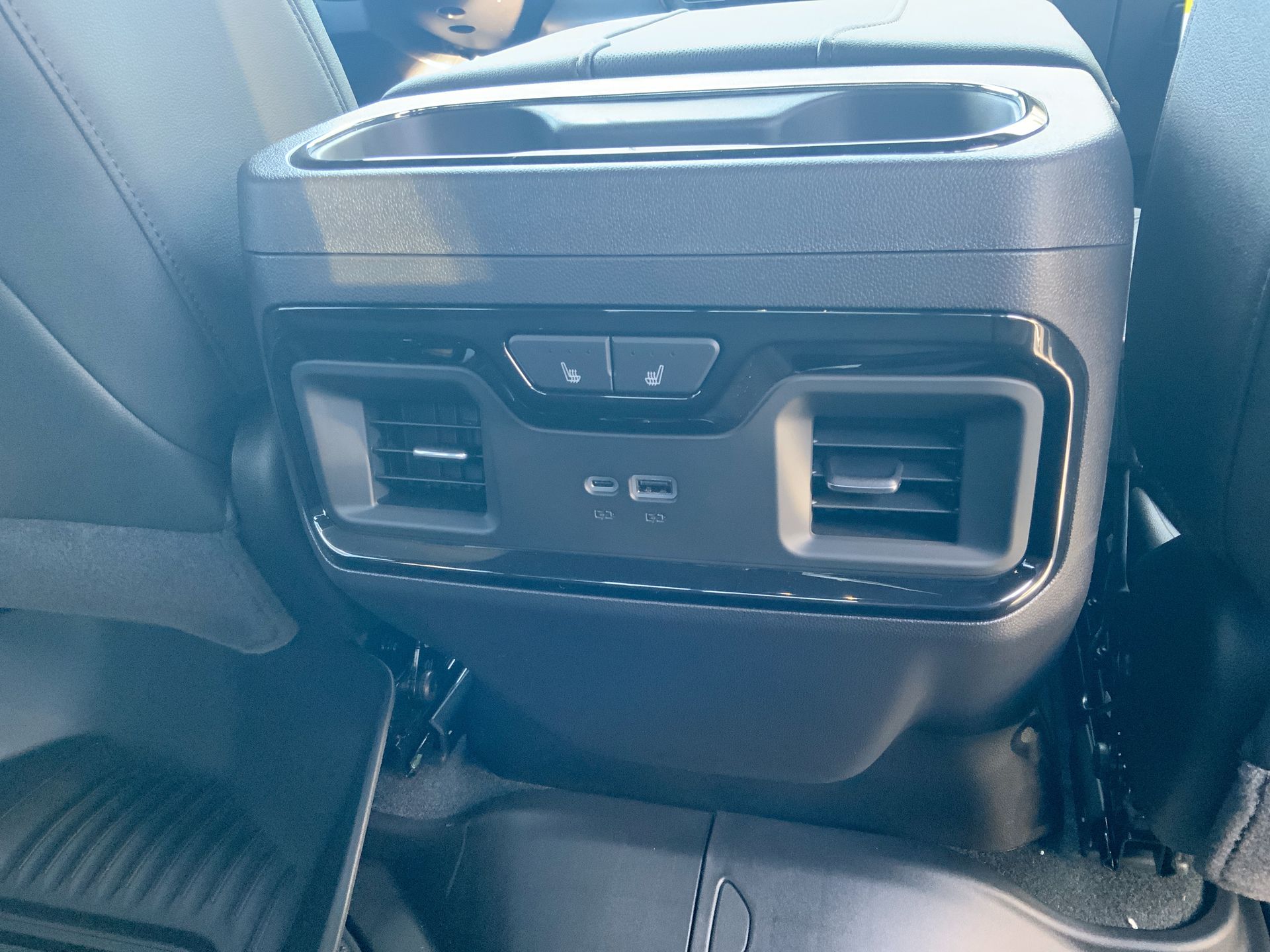 2026 GMC Sierra 1500 AT4 - Photo 72