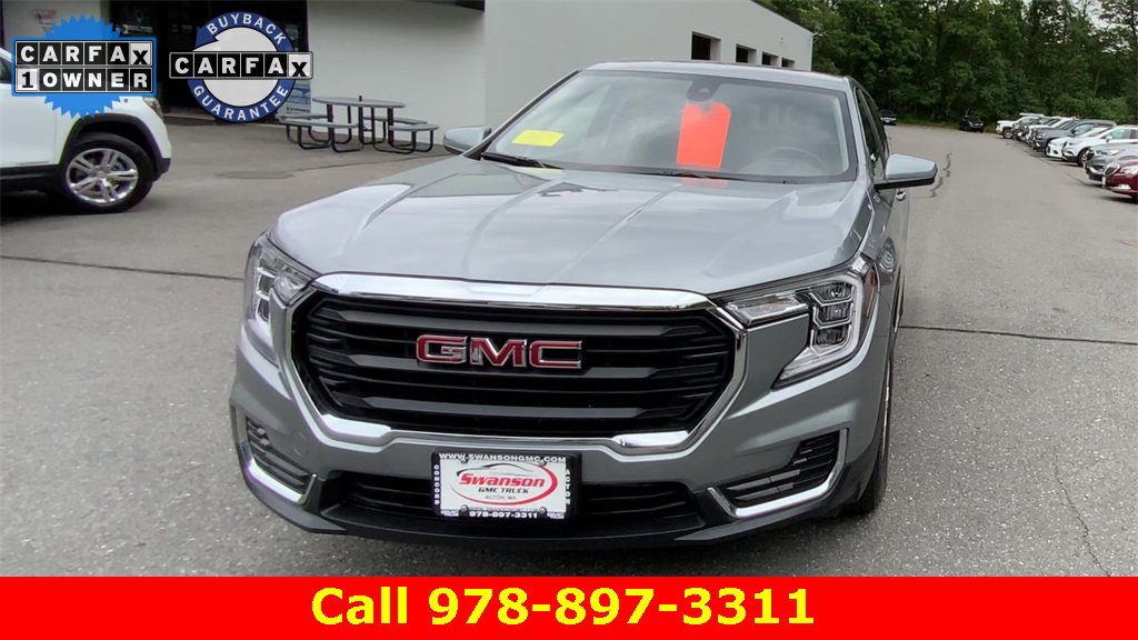 2024 Gmc Terrain SLE photo 3
