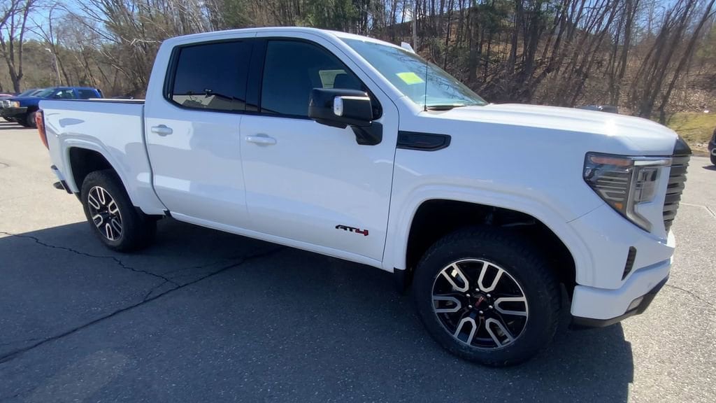 2026 GMC Sierra 1500 AT4 - Photo 3