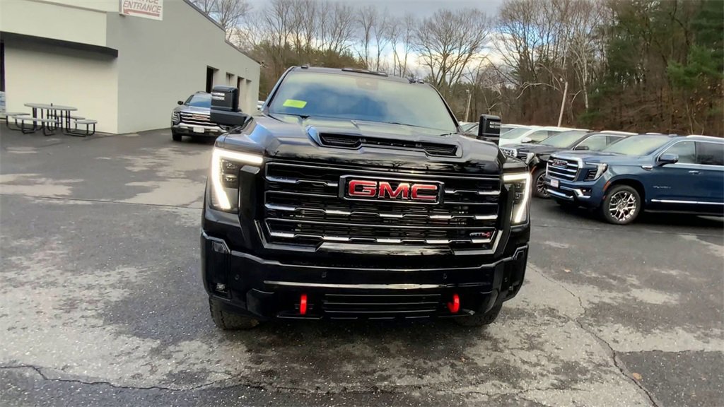 2026 Gmc Sierra 2500 HD AT4 photo 3