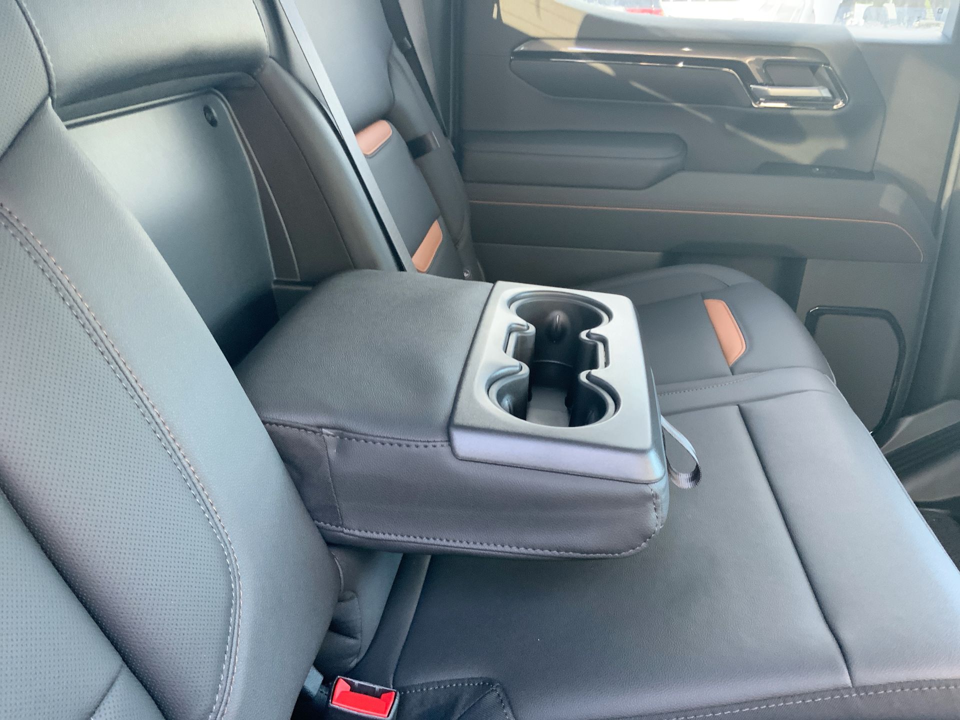 2026 GMC Sierra 1500 AT4 - Photo 74