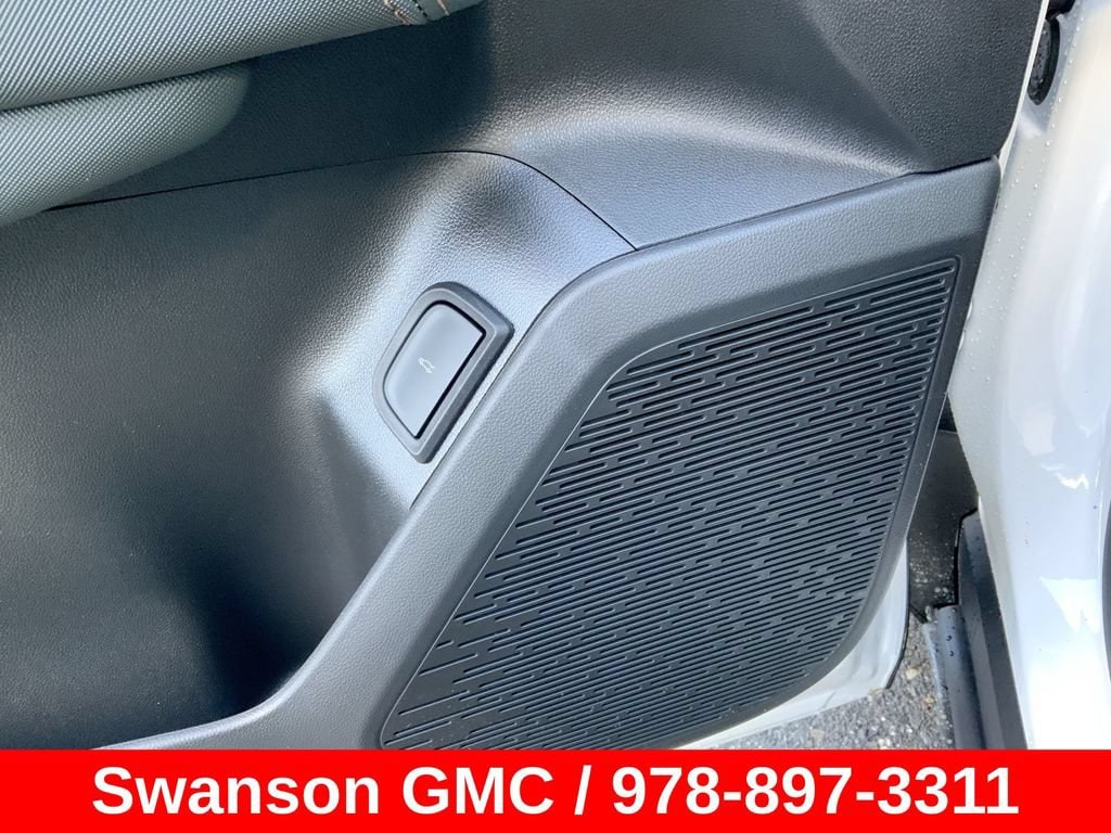2026 GMC Terrain AT4 - Photo 24