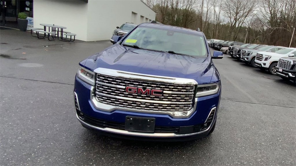 2023 Gmc Acadia Denali photo 3