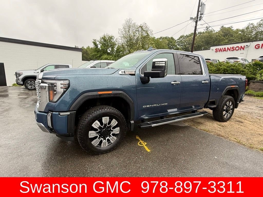 2025 GMC Sierra 4WD Crew Cab Standard Box Denali's photo