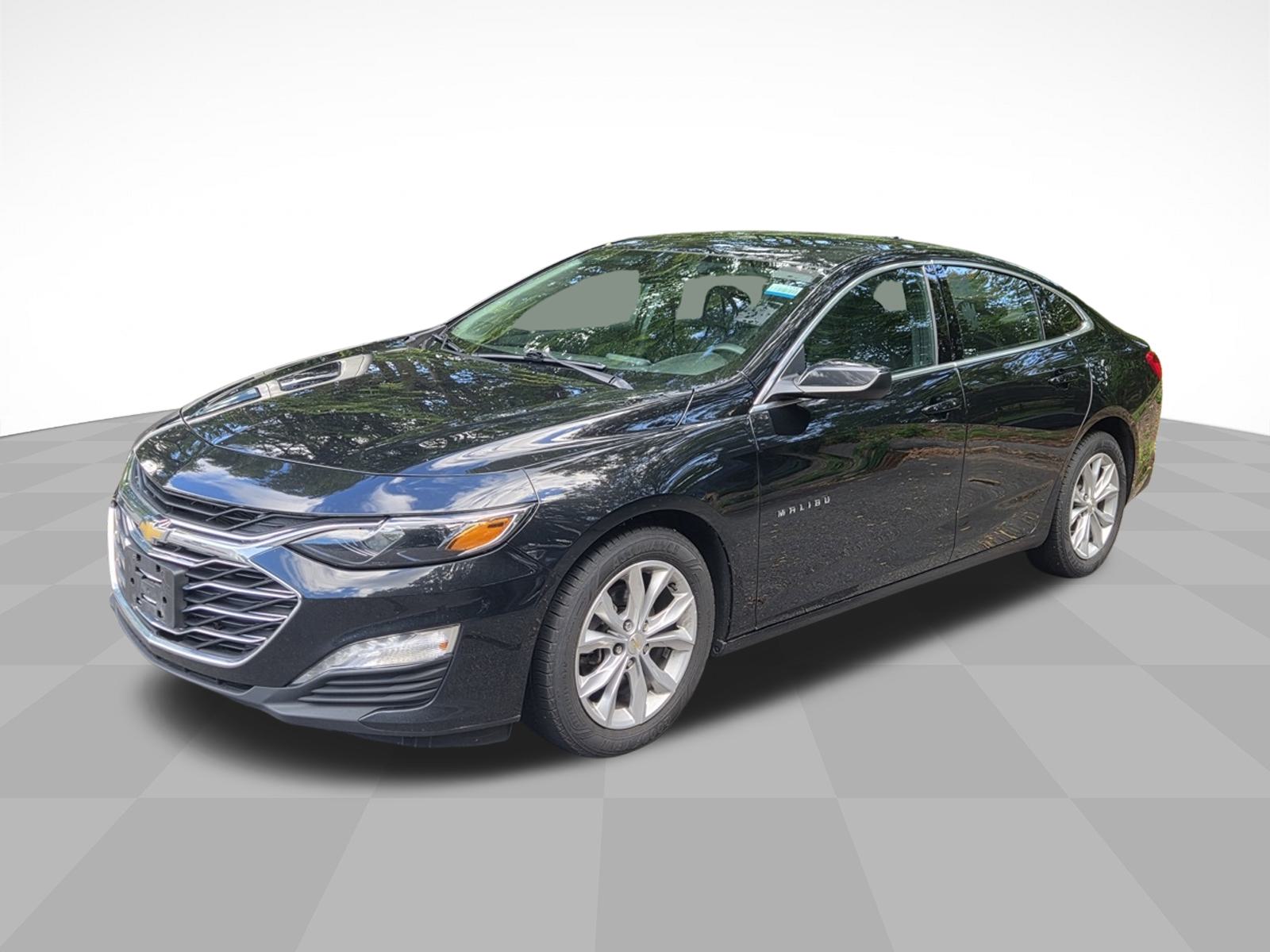 2023 Chevrolet Malibu 1LT photo 2