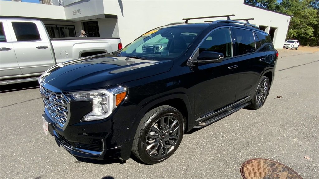 2024 Gmc Terrain Denali photo 3