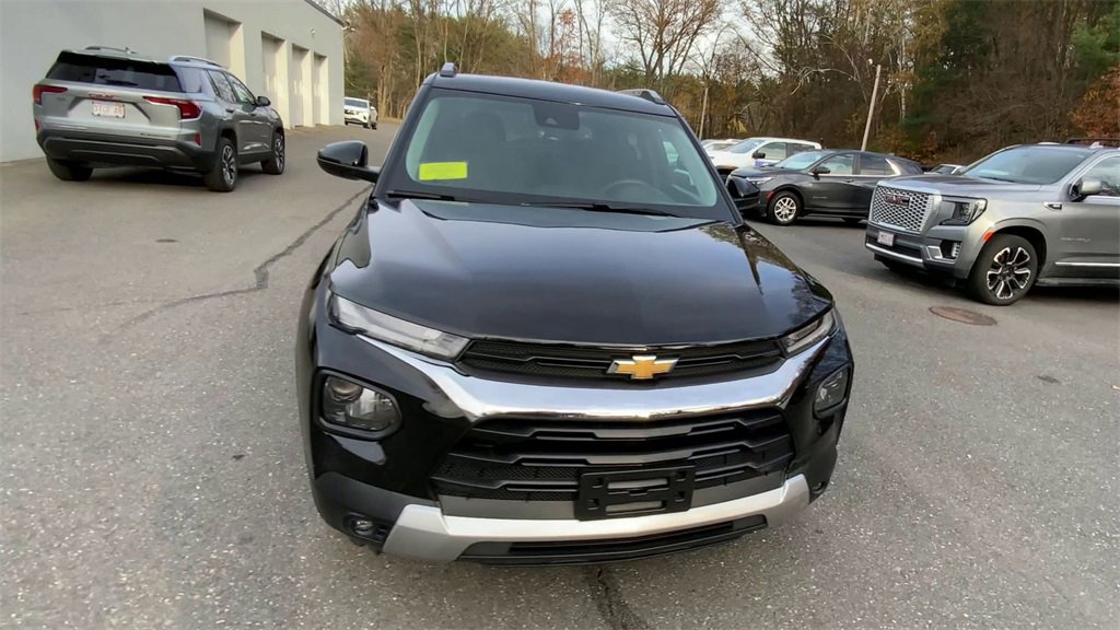2021 Chevrolet Trailblazer LT photo 3