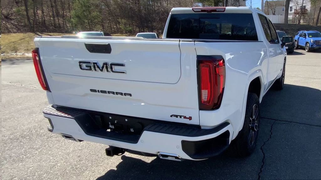 2026 GMC Sierra 1500 AT4 - Photo 9