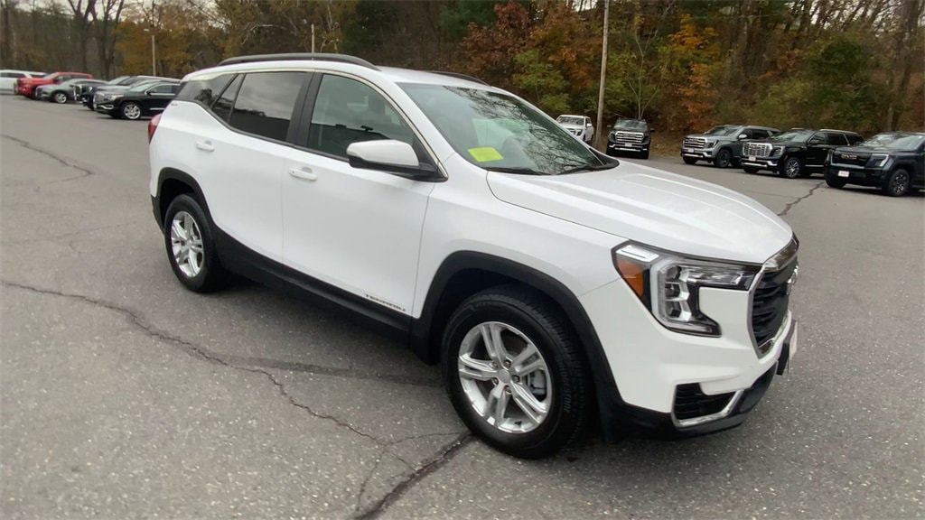 Used 2023 GMC Terrain SLE SUV