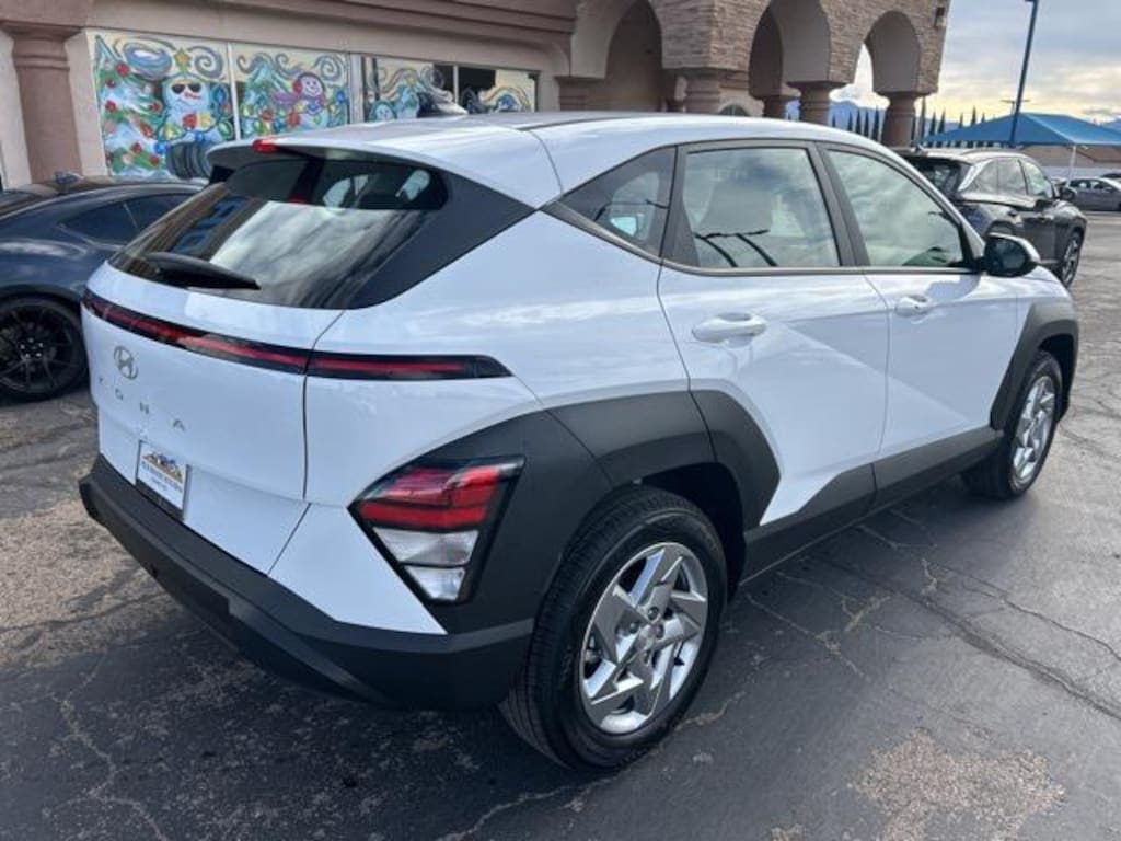 New 2026 Hyundai Kona SE FWD SUV