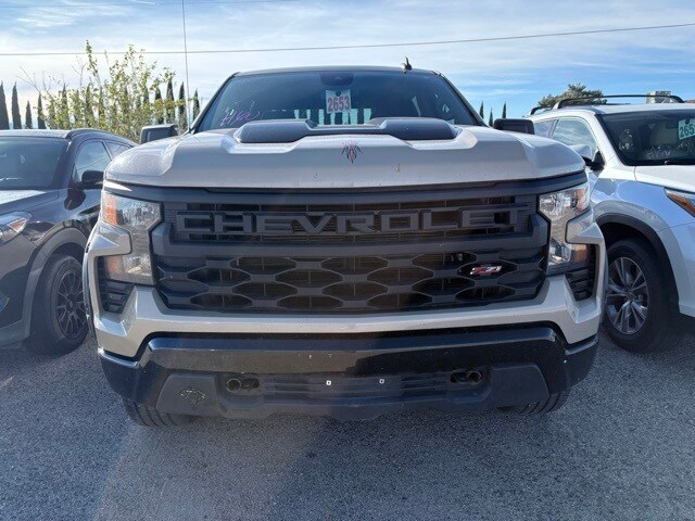 2022 Chevrolet Silverado 1500 Custom Trail Boss photo 2