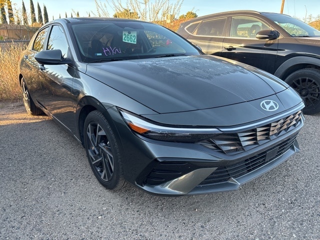 2024 Hyundai Elantra SEL's photo