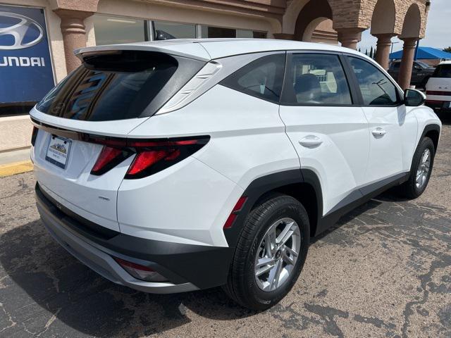2025 Hyundai Tucson SE photo 2