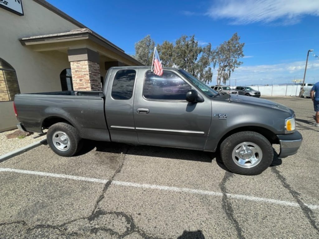 Used 2003 Ford F-150 Lariat Truck Super Cab