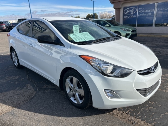 2013 Hyundai Elantra GLS's photo