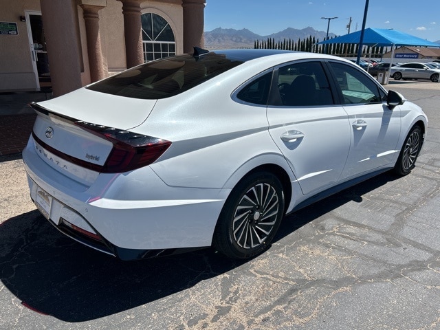 Used 2021 Hyundai Sonata Hybrid Limited with VIN KMHL54JJ2MA031890 for sale in Kingman, AZ