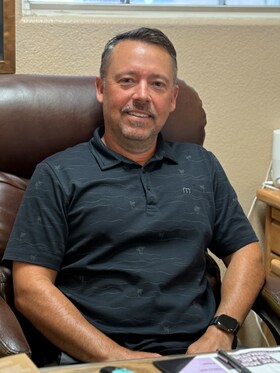 Staff member Jeremy Ward from ID_a85b647bb7c9