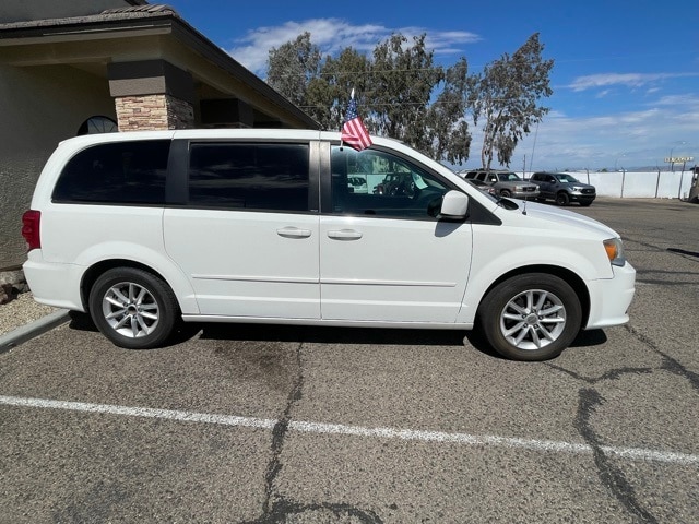 Used 2013 Dodge Grand Caravan SXT with VIN 2C4RDGCG3DR752137 for sale in Kingman, AZ