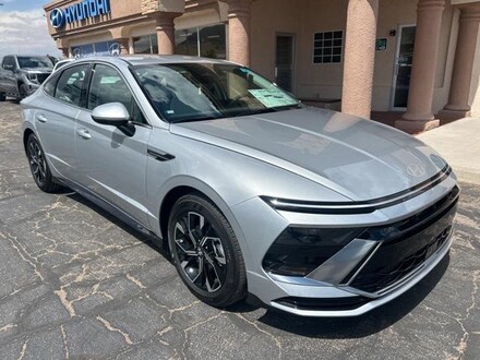 2025 Hyundai Sonata SEL Sedan