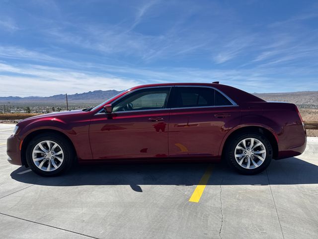 Used 2016 Chrysler 300 Limited with VIN 2C3CCAAG2GH269441 for sale in Fort Mohave, AZ