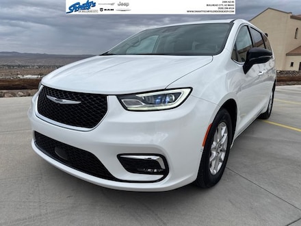 2024 Chrysler Pacifica TOURING L Passenger Van