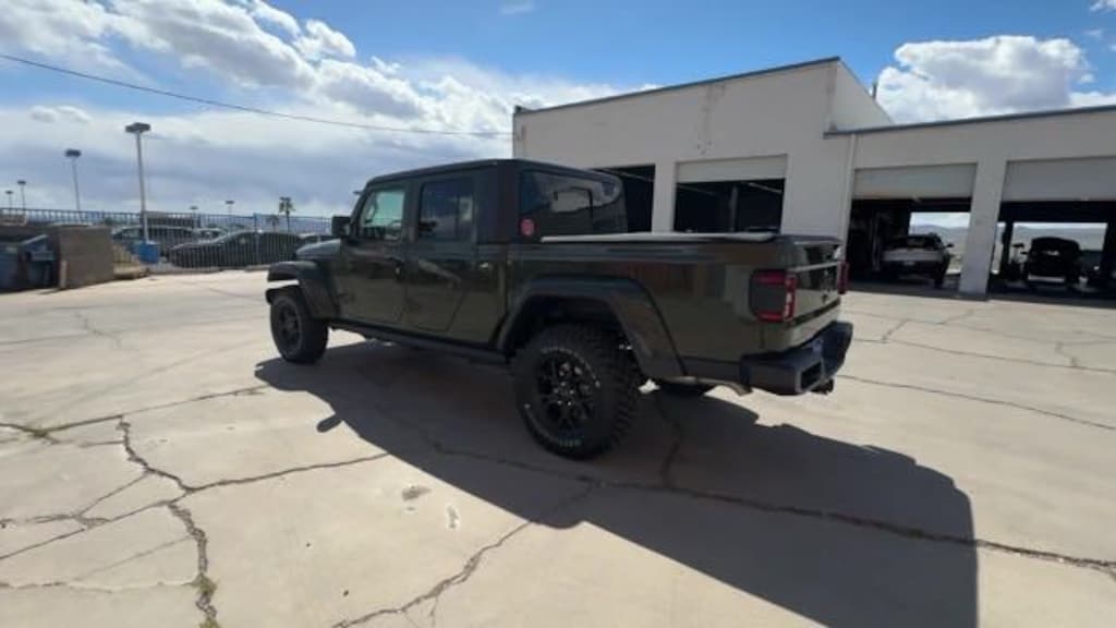 New 2024 Jeep Gladiator WILLYS 4X4 For Sale Bullhead City AZ VIN