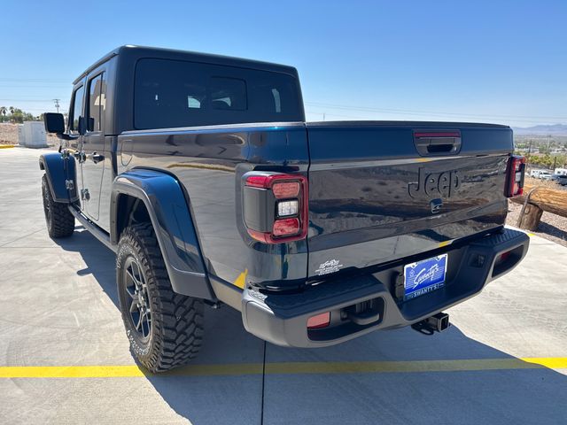 2025 Jeep Gladiator Willys photo 3