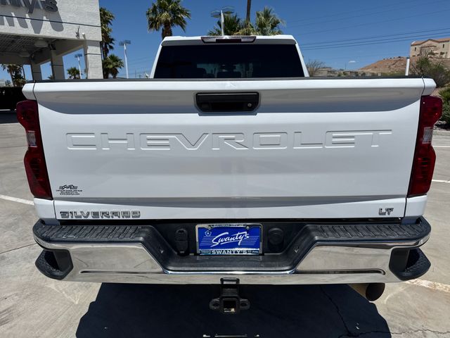 2020 Chevrolet Silverado 2500HD LT photo 4