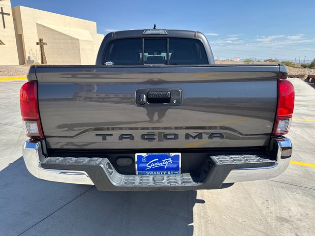 2020 Toyota Tacoma SR5 Double Cab photo 3