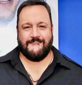 Staff member Bacon from 862887291186