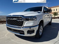 2026 Ram 1500 BIG HORN CREW CAB 4X4 5'7 BOX Pickup