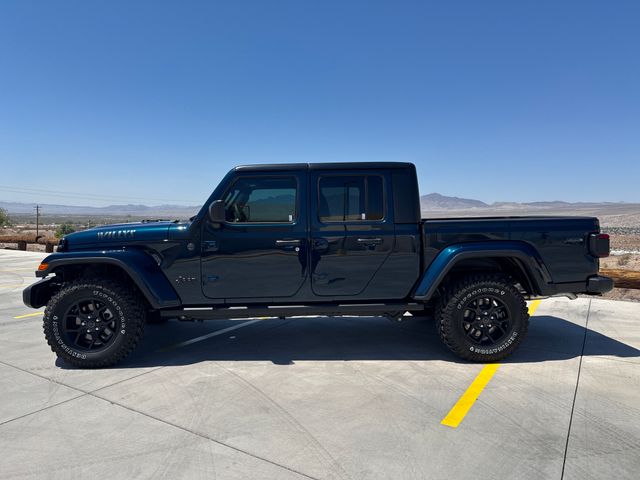 2025 Jeep Gladiator Willys photo 2
