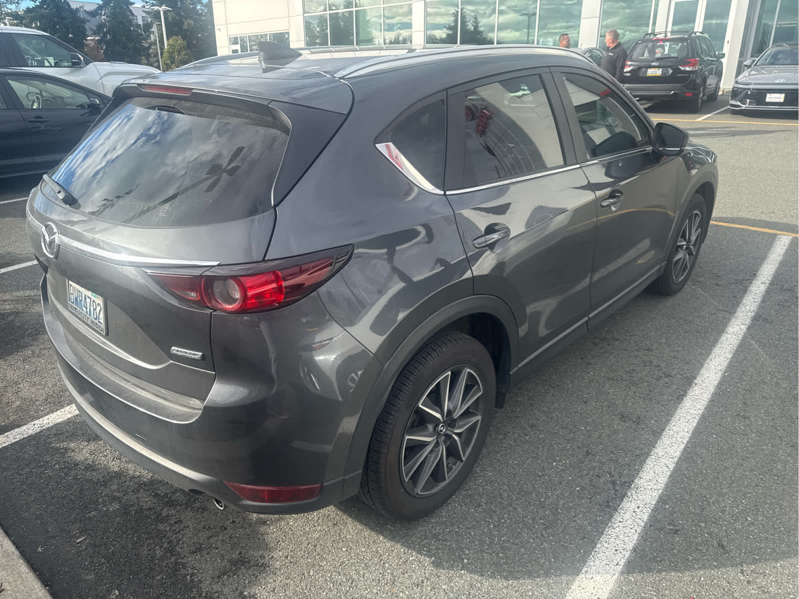 2018 Mazda CX-5 Touring photo 3