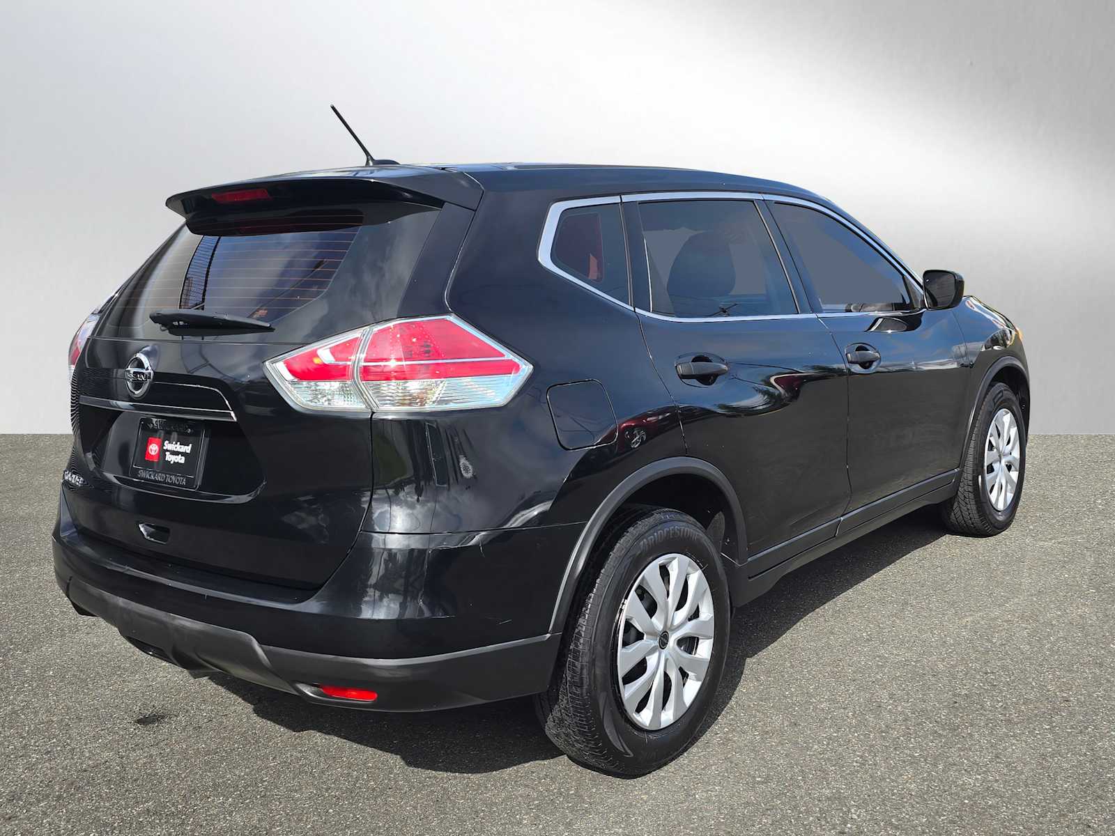 2016 Nissan Rogue S photo 3