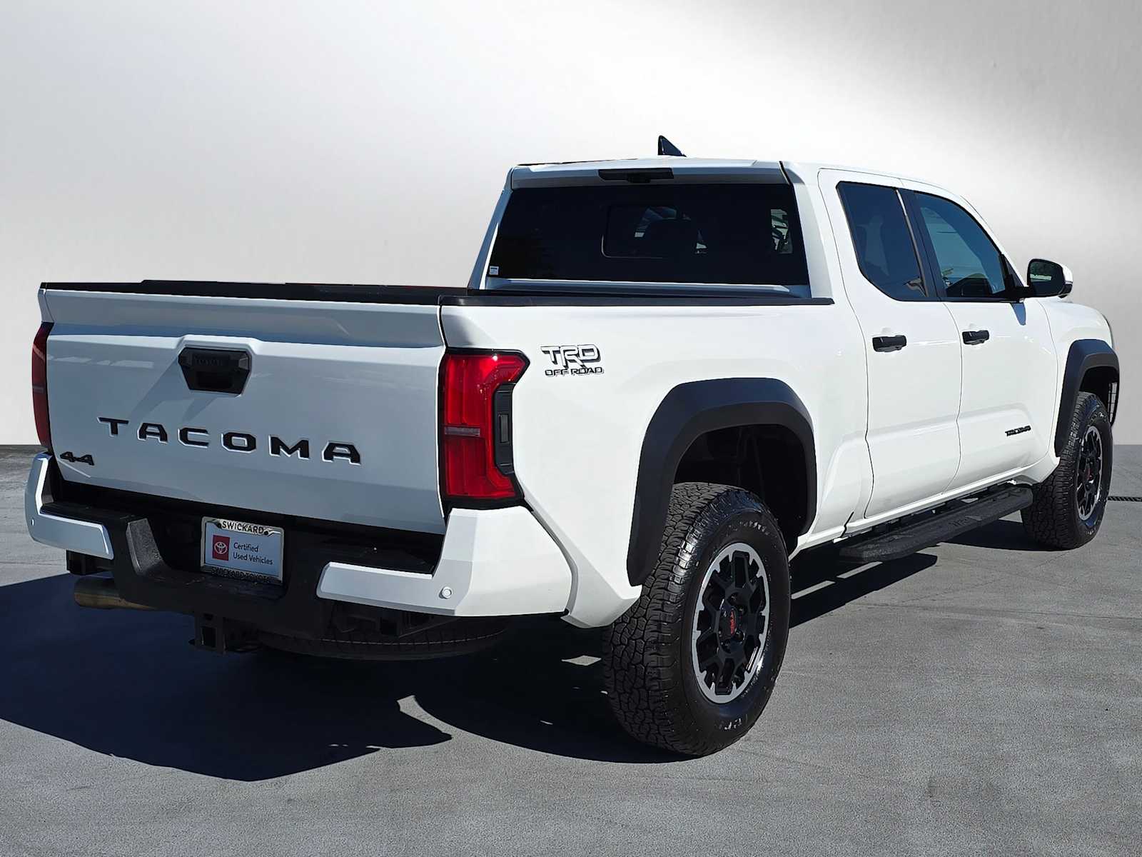2024 Toyota Tacoma TRD Double Cab photo 3